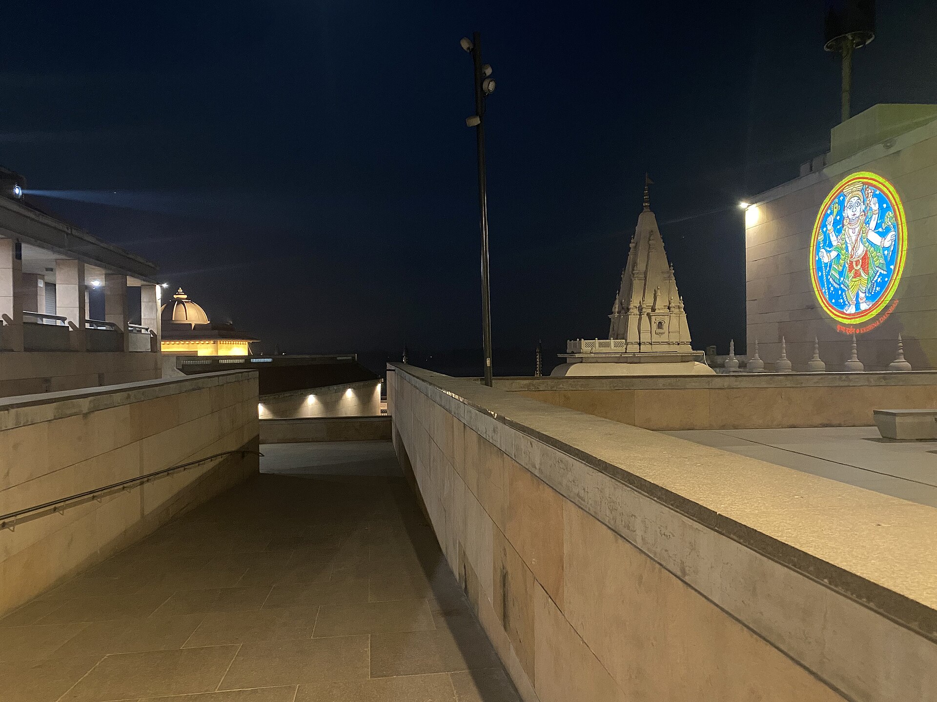 Kashi Vishwanath Temple Walkways and Projection-4